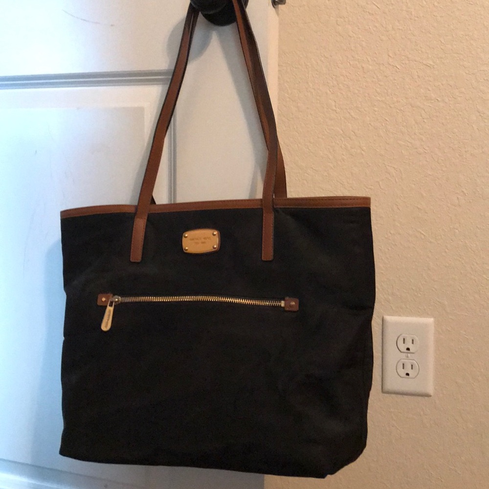 Micheal Kors Kempton Nylon Tote